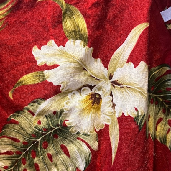 Vibrant Floral Ruffle Blouse - Picture 11 of 12